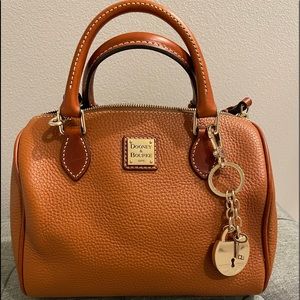 Dooney & Burke Boston Bag Carmel